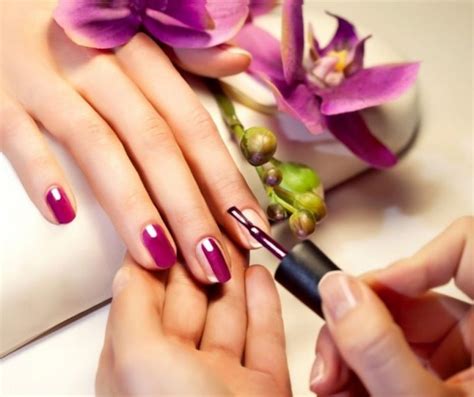 Express Your Style with Magic Nails in Broadview Heights